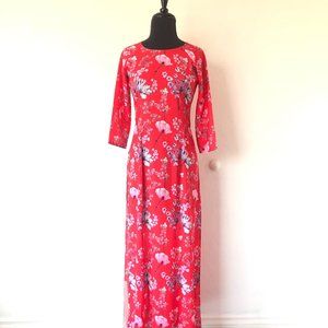 Traditional Vietnamese ao dai/dress